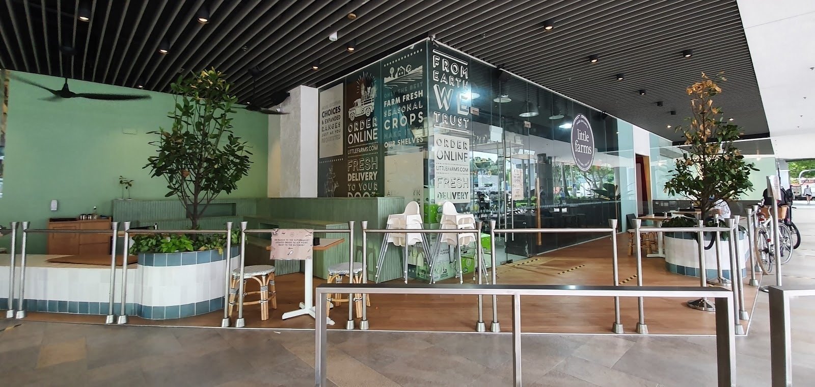 <span class="translation_missing" title="translation missing: en.meta.location_title, location_name: Little Farms Cafe @ Valley Point, city: Singapore">Location Title</span>