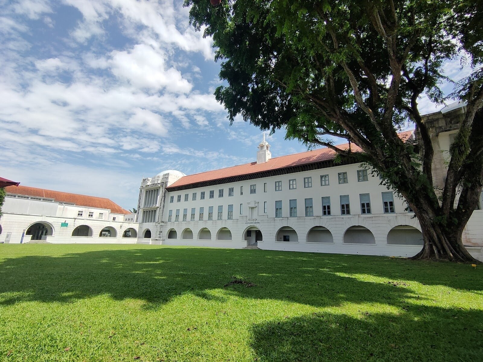 <span class="translation_missing" title="translation missing: en.meta.location_title, location_name: National University of Singapore Faculty of Law, city: Singapore">Location Title</span>
