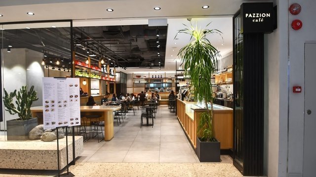 PAZZION Café