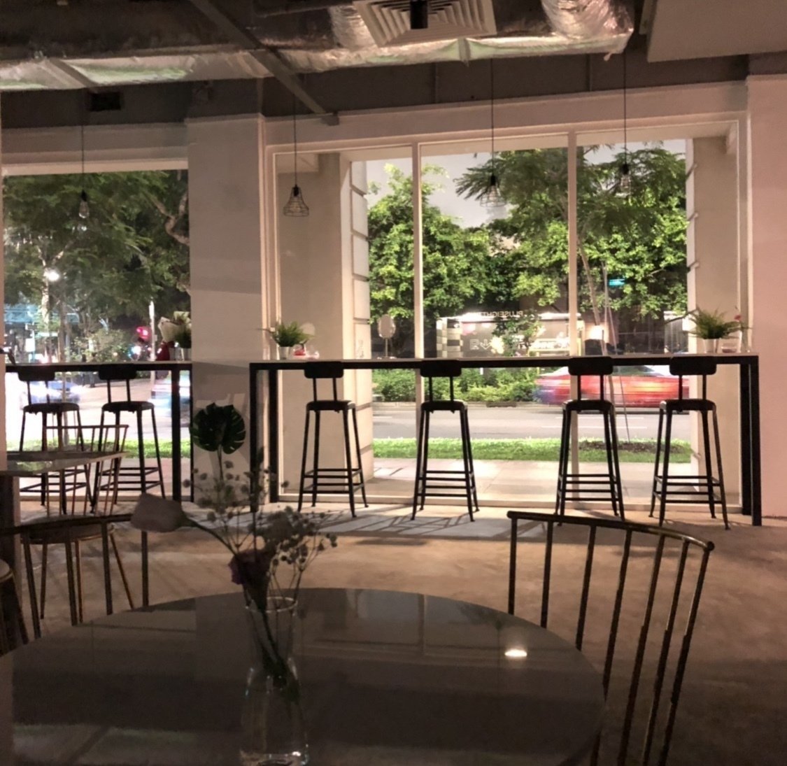 <span class="translation_missing" title="translation missing: en.meta.location_title, location_name: PLUS EIGHT TWO, city: Singapore">Location Title</span>