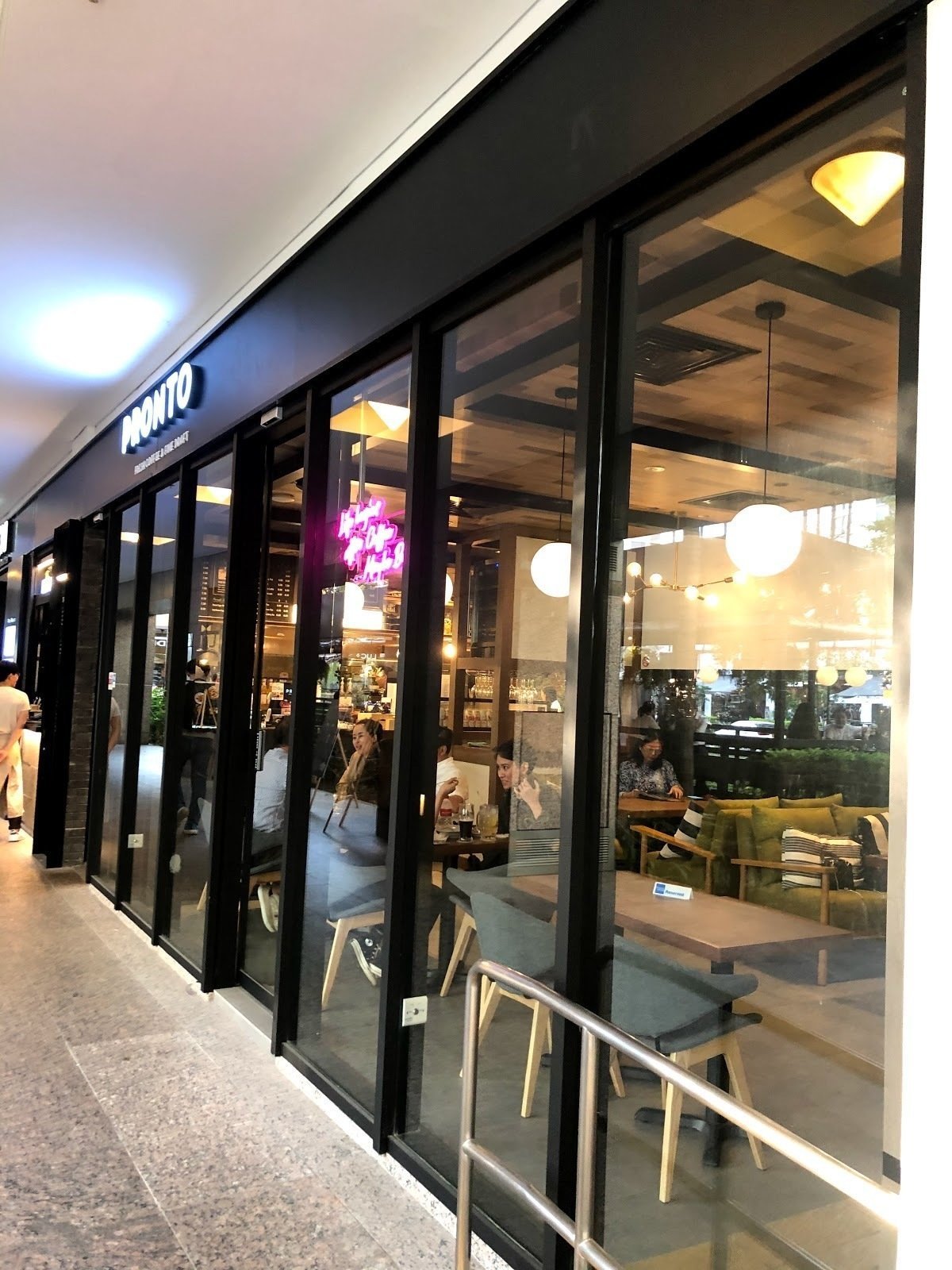 <span class="translation_missing" title="translation missing: en.meta.location_title, location_name: PRONTO | Cafe, Bar, Suntory beer, city: Singapore">Location Title</span>