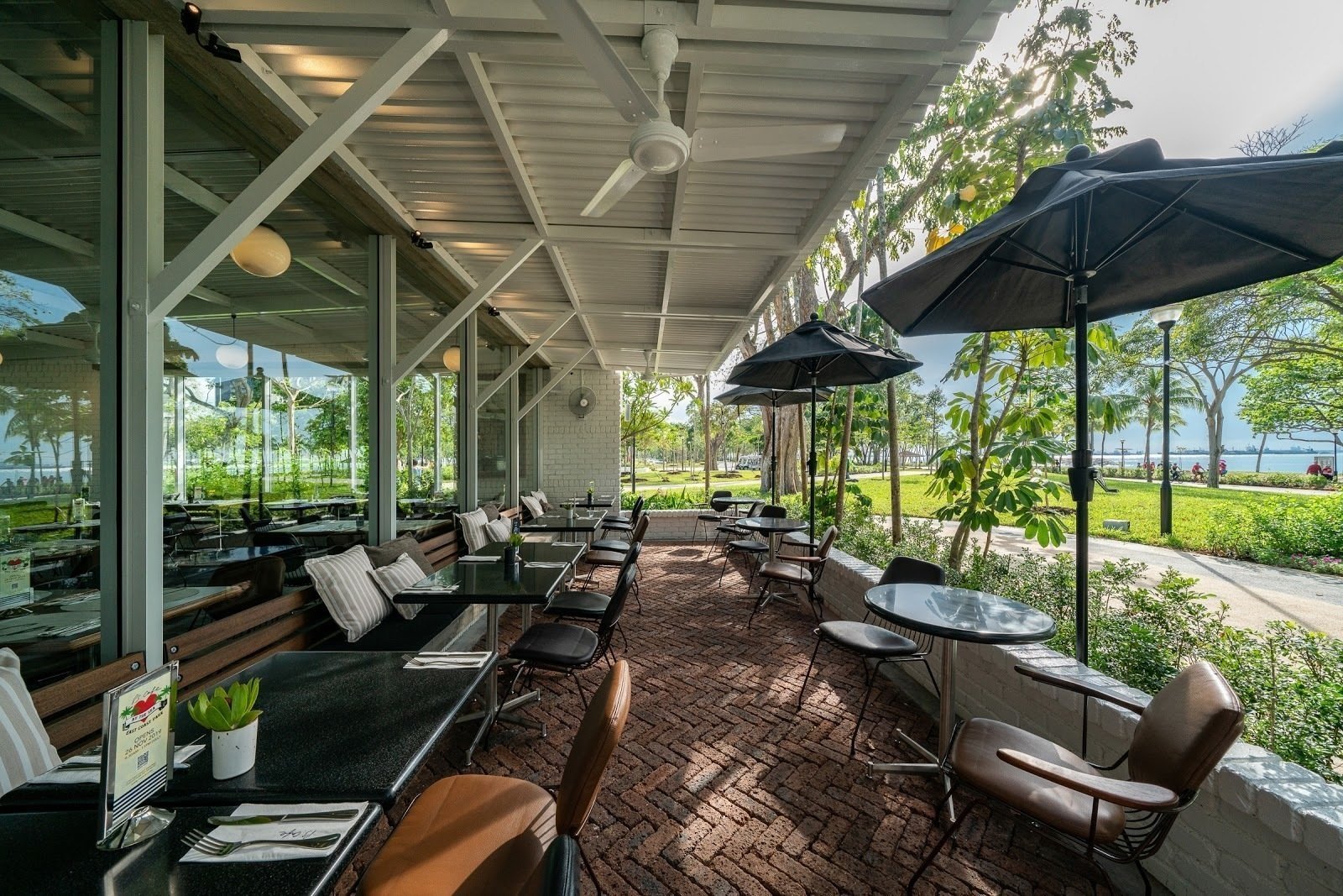 <span class="translation_missing" title="translation missing: en.meta.location_title, location_name: PS.Cafe at East Coast Park, city: Singapore">Location Title</span>