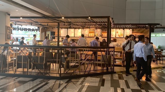Starbucks @ Concourse