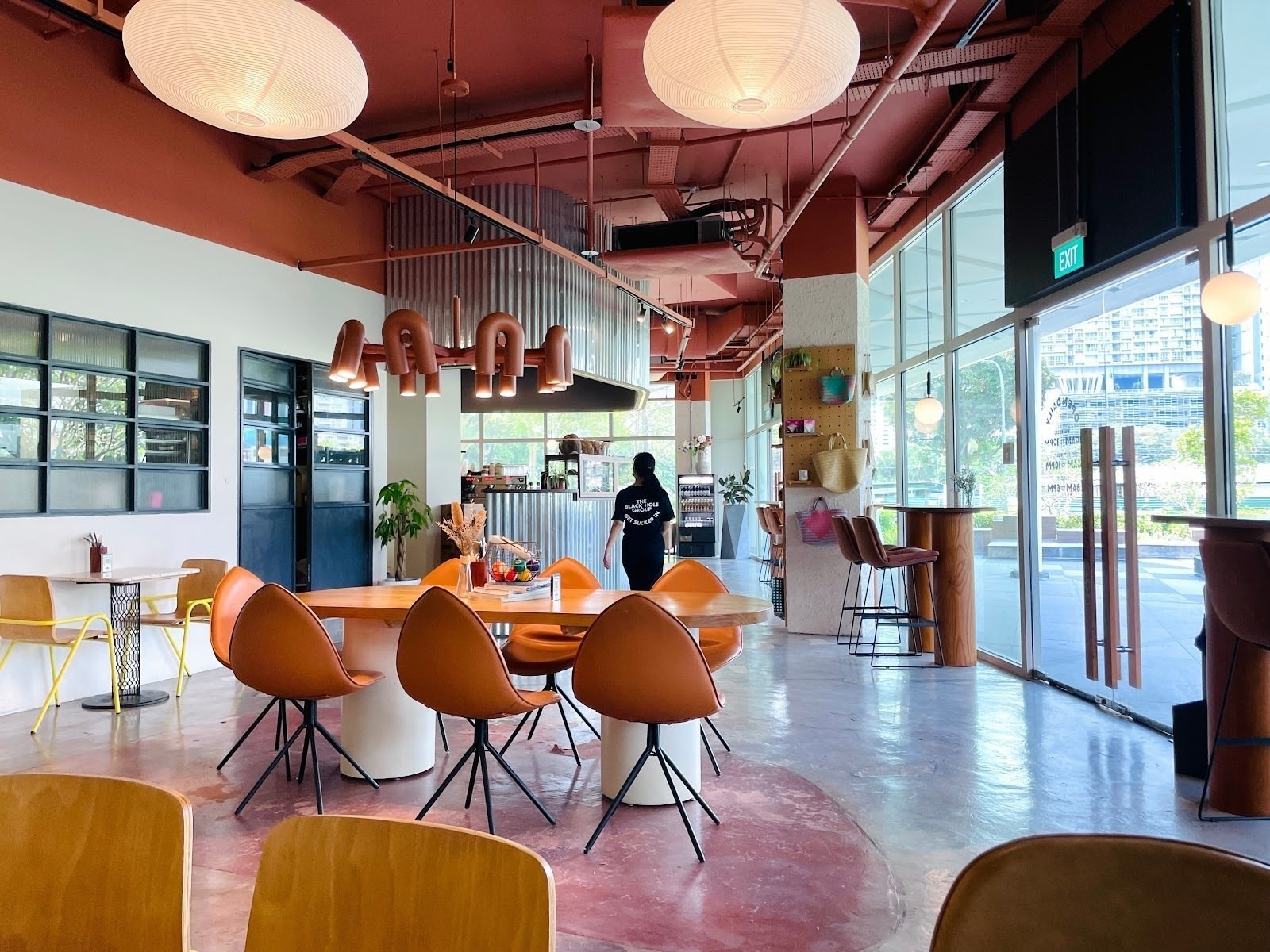 <span class="translation_missing" title="translation missing: en.meta.location_title, location_name: (working title) Riverside, city: Singapore">Location Title</span>