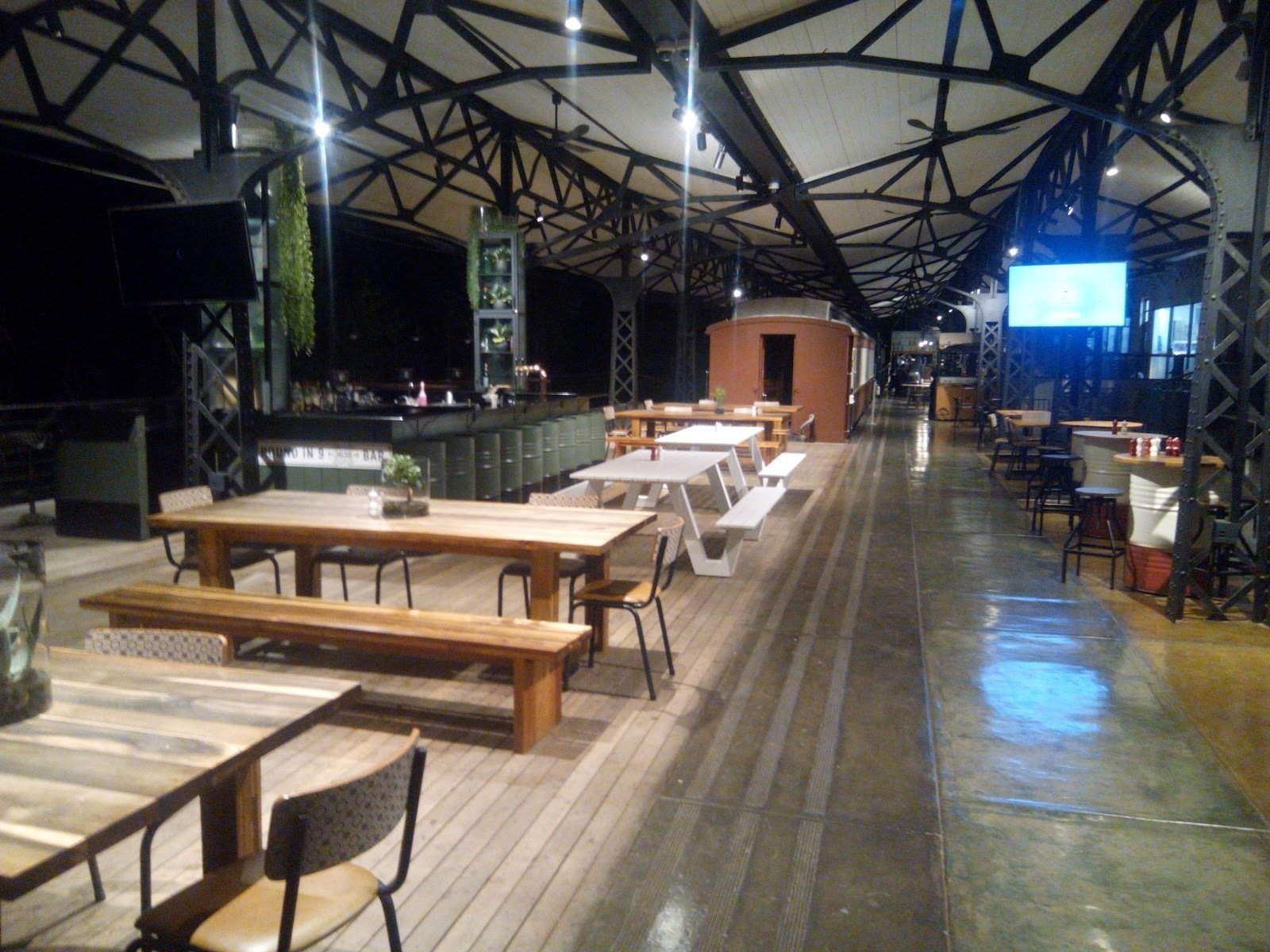 <span class="translation_missing" title="translation missing: en.meta.location_title, location_name: Kruger Station Restaurant @ Skukuza Rest Camp, city: Skukuza">Location Title</span>