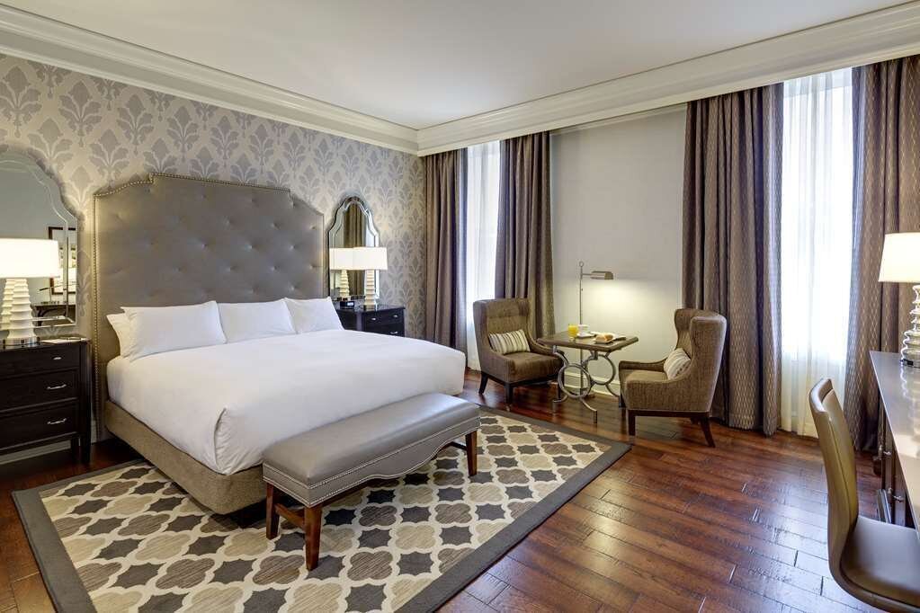 <span class="translation_missing" title="translation missing: en.meta.location_title, location_name: St. Louis Union Station Hotel, Curio Collection by Hilton, city: St. Louis">Location Title</span>