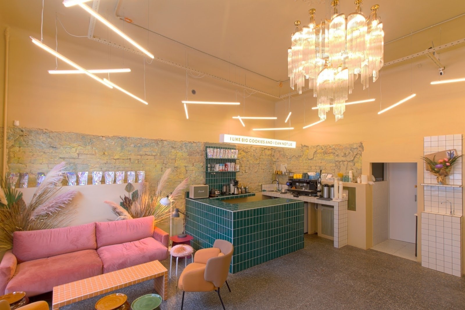 <span class="translation_missing" title="translation missing: en.meta.location_title, location_name: Cookies, city: St Petersburg">Location Title</span>