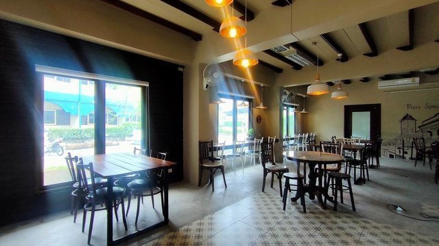 SnapShot Cafe and Space