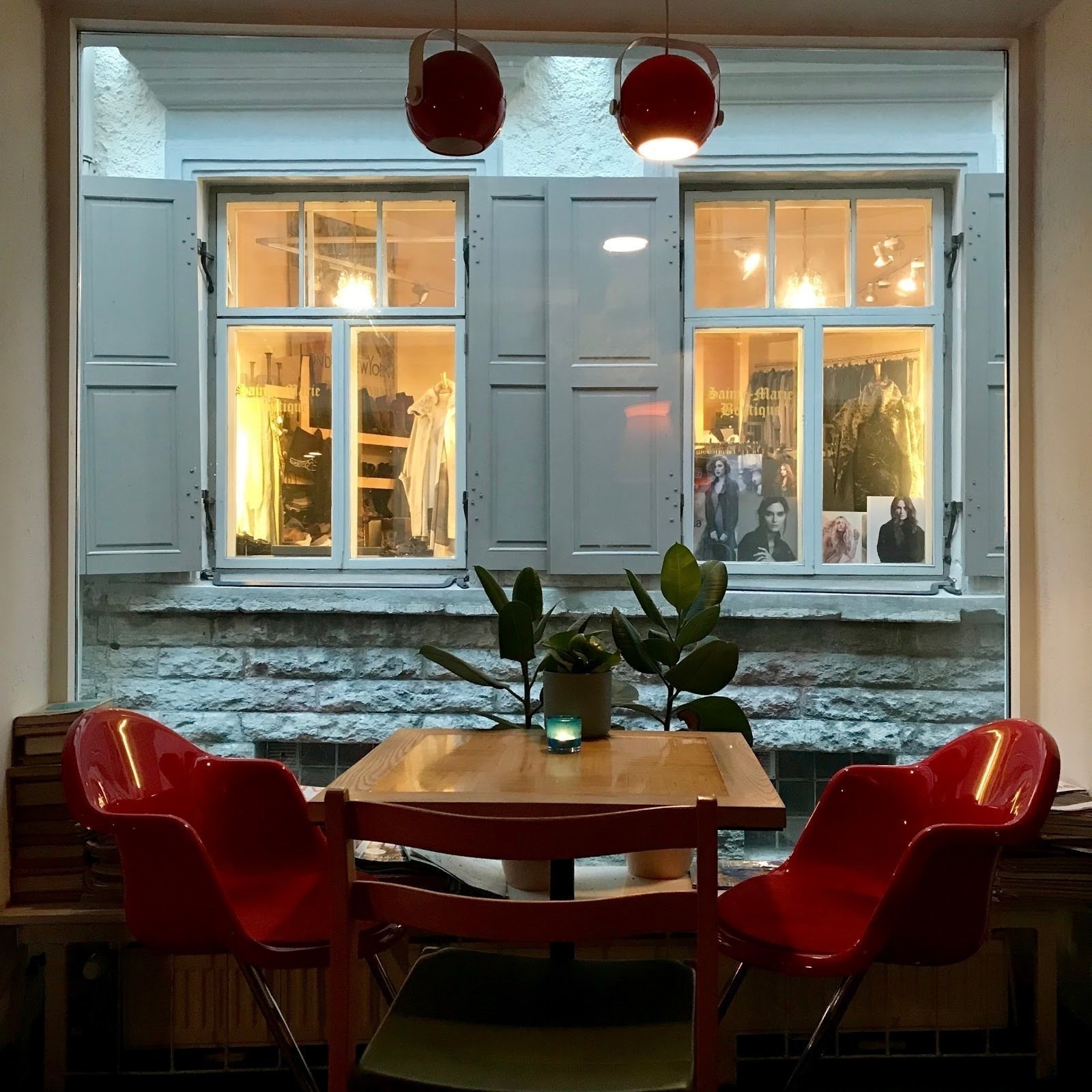 <span class="translation_missing" title="translation missing: en.meta.location_title, location_name: Must Puudel, city: Tallinn">Location Title</span>