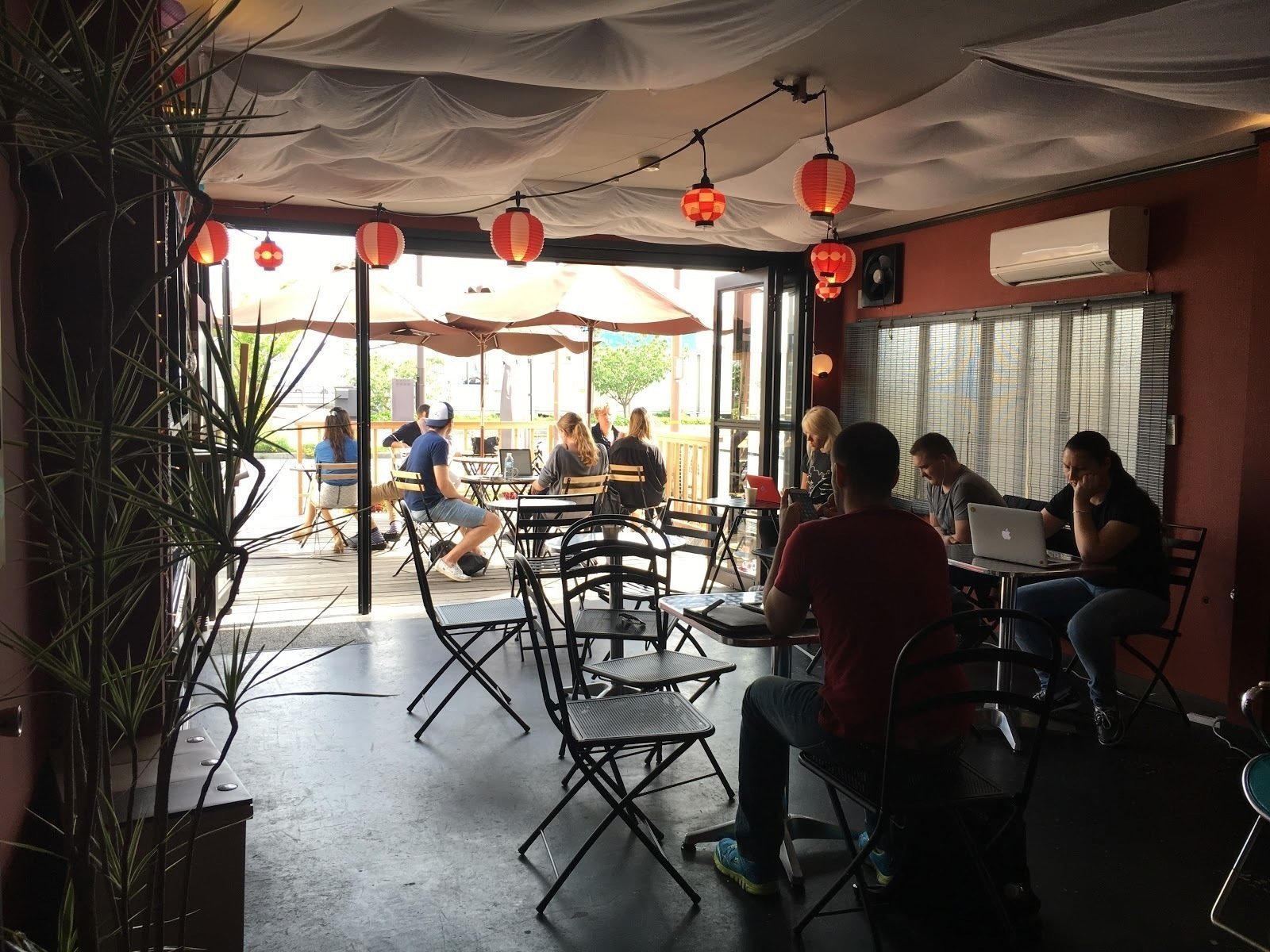<span class="translation_missing" title="translation missing: en.meta.location_title, location_name: UPINN Cafe, city: Tamano">Location Title</span>