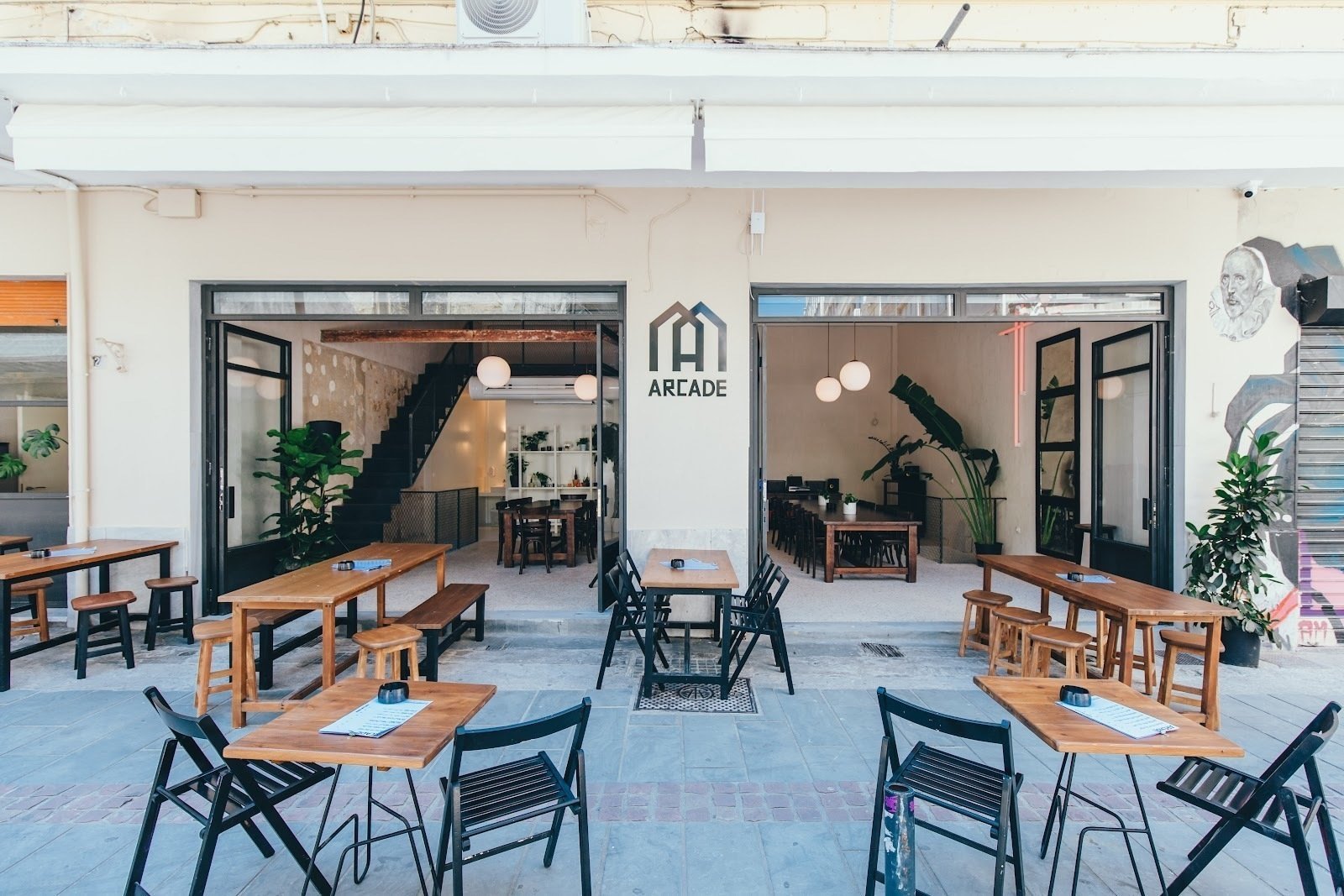 <span class="translation_missing" title="translation missing: en.meta.location_title, location_name: ARCADE, city: Thessaloniki">Location Title</span>