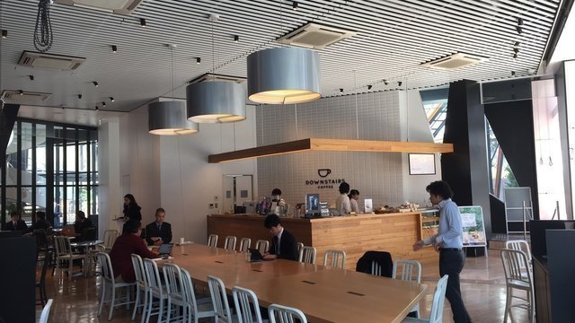 Mercedes me Tokyo / DOWNSTAIRS COFFEE