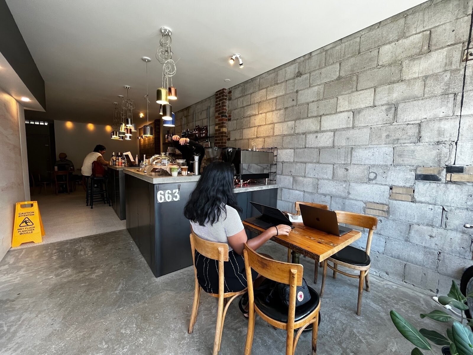 <span class="translation_missing" title="translation missing: en.meta.location_title, location_name: Crestfallen, city: Toronto">Location Title</span>