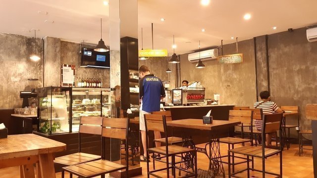 Anomali Coffee Ubud