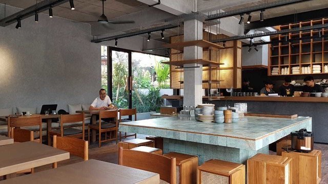 Titik Temu Cafe - Ubud Palace