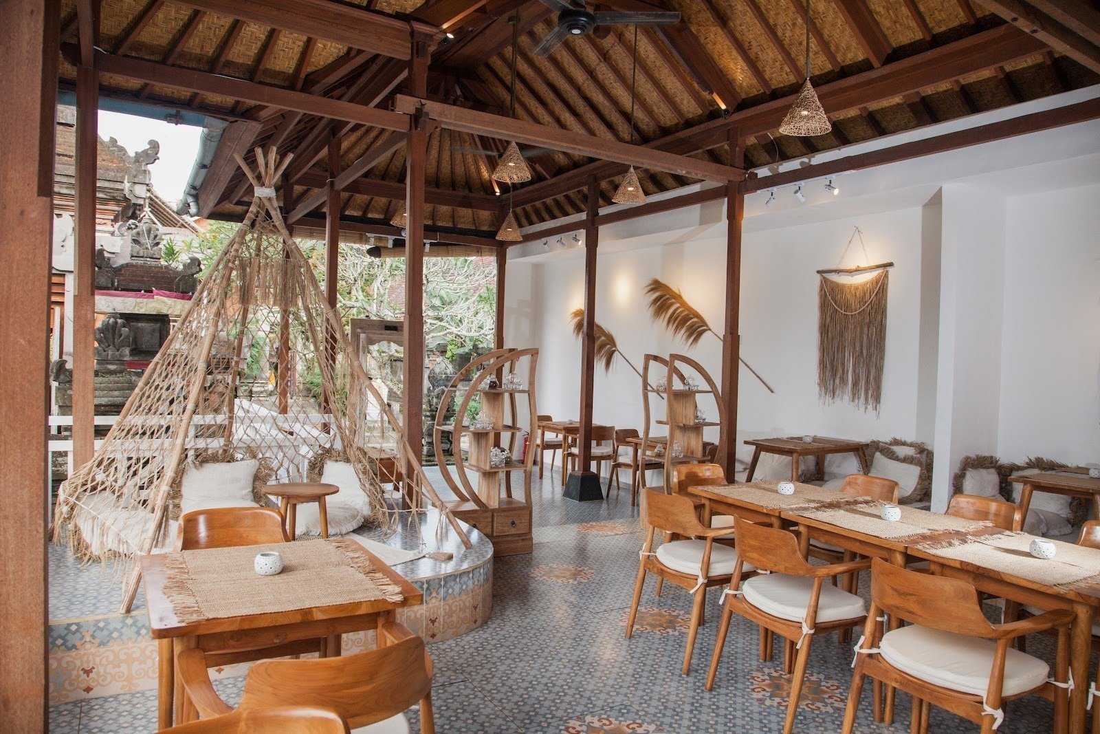 <span class="translation_missing" title="translation missing: en.meta.location_title, location_name: Wild Vegan, city: Ubud">Location Title</span>