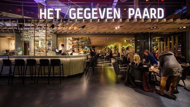 Café Het Gegeven Paard