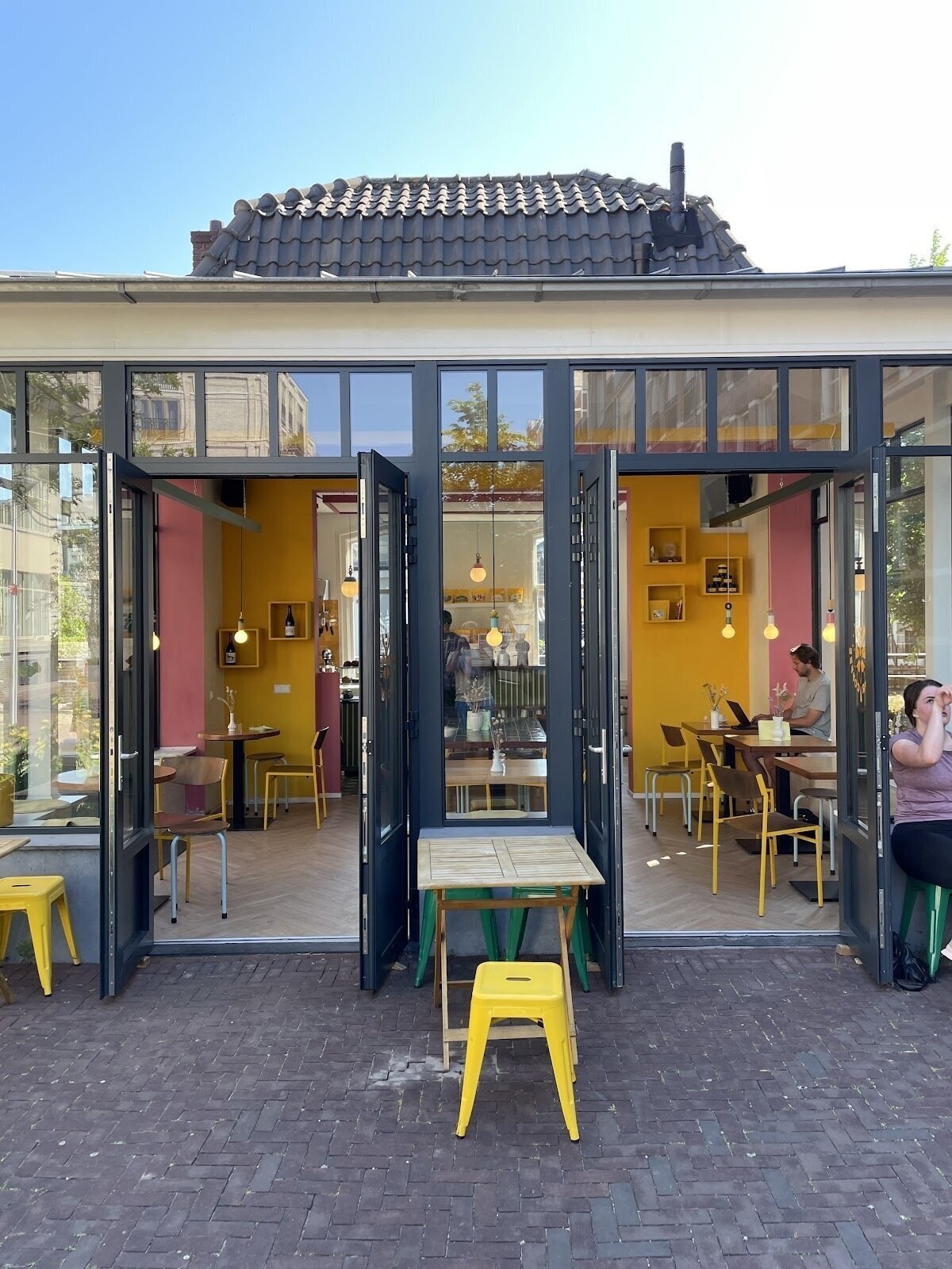<span class="translation_missing" title="translation missing: en.meta.location_title, location_name: Dagger Coffee // Zijdebalen, city: Utrecht">Location Title</span>