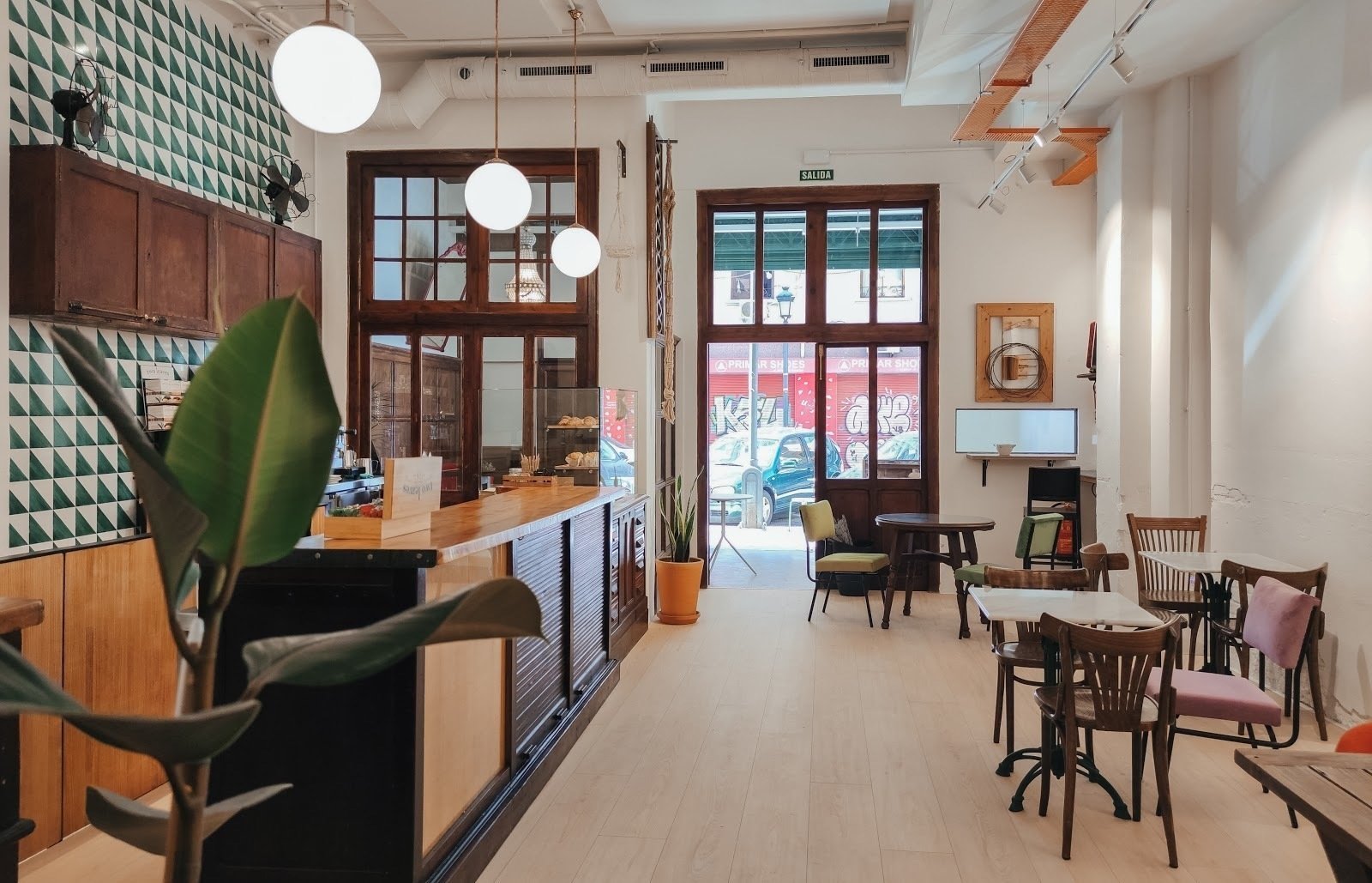 <span class="translation_missing" title="translation missing: en.meta.location_title, location_name: Café de CO | La cafetería de Wayco Abastos, city: Valencia">Location Title</span>