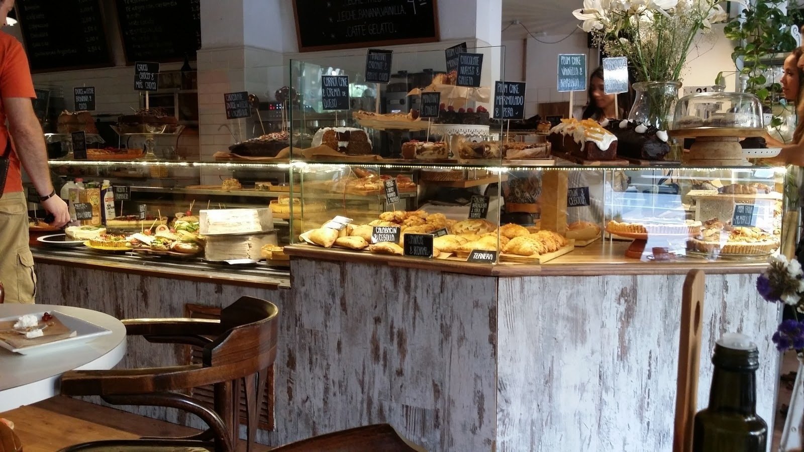 <span class="translation_missing" title="translation missing: en.meta.location_title, location_name: Dulce de Leche Valencia, city: Valencia">Location Title</span>