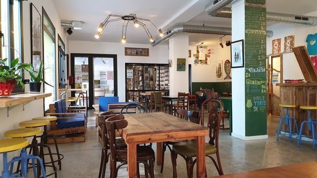 La Batisfera Cafeteria Librería