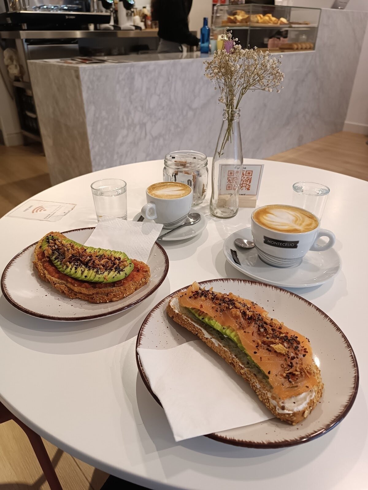 <span class="translation_missing" title="translation missing: en.meta.location_title, location_name: Vibracafe, city: Valencia">Location Title</span>