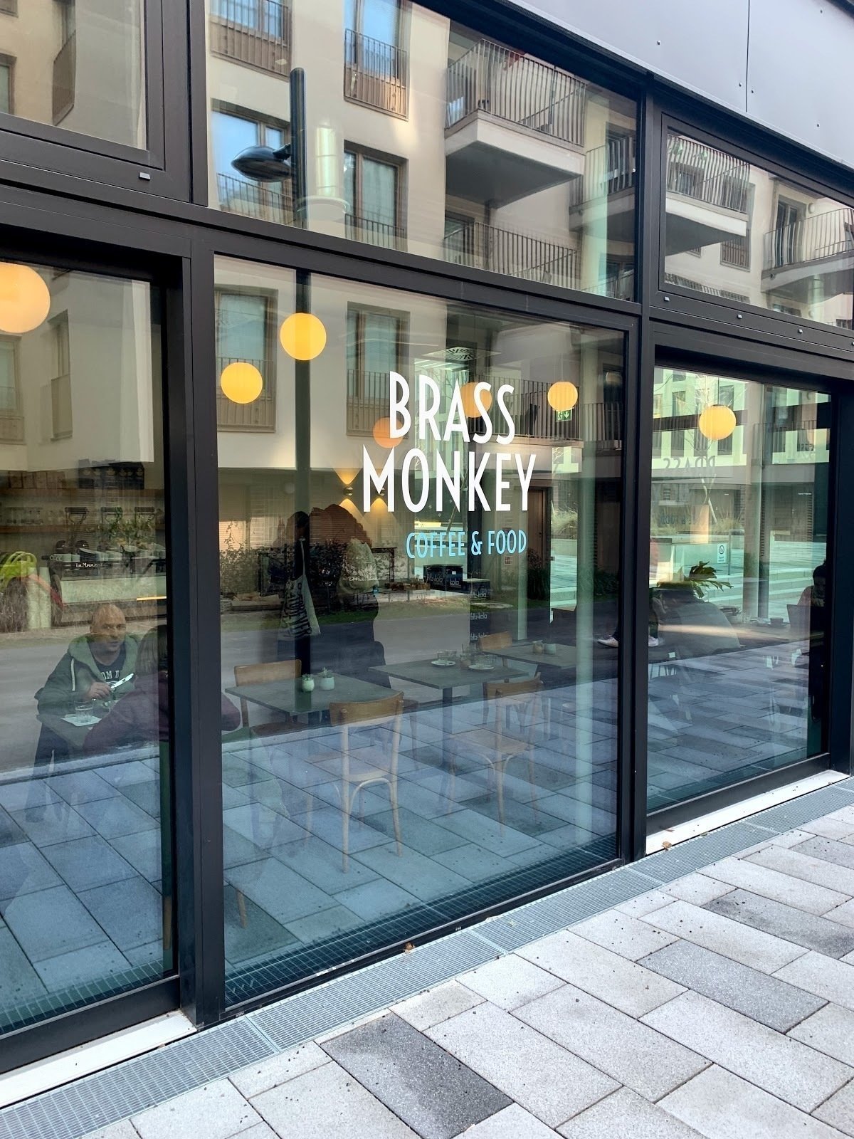 <span class="translation_missing" title="translation missing: en.meta.location_title, location_name: Brass Monkey, city: Vienna">Location Title</span>