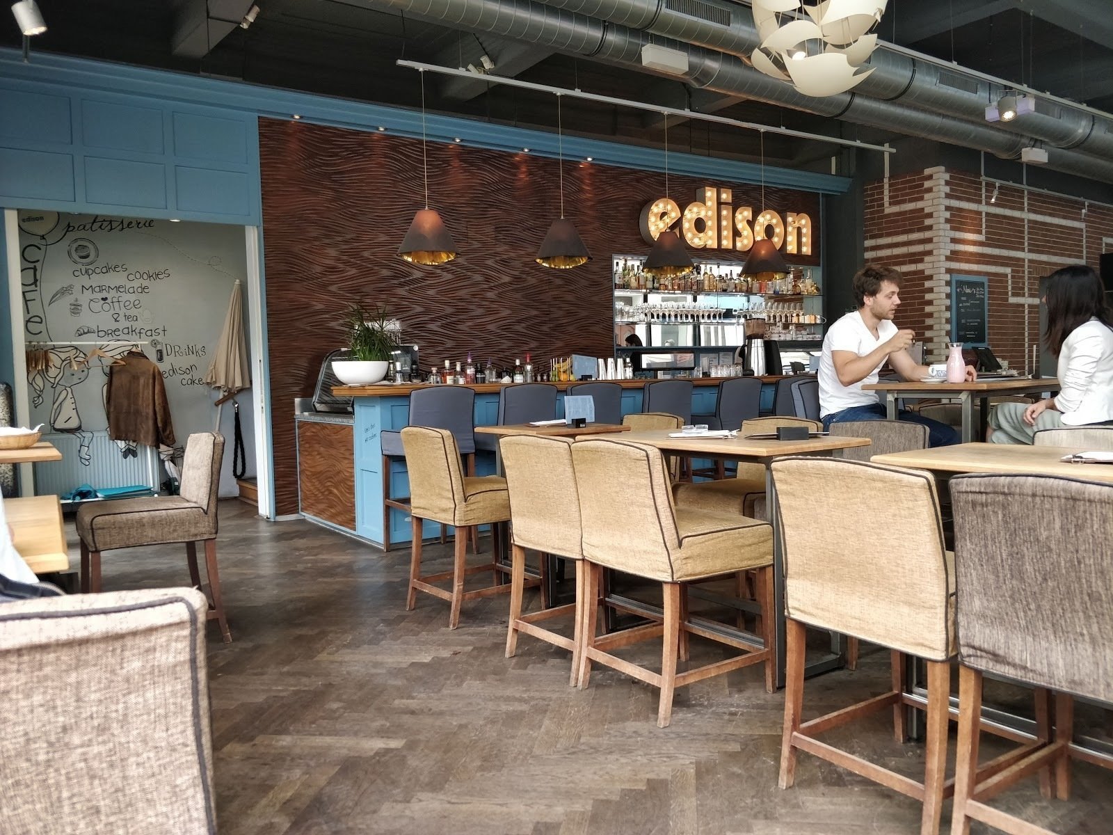 <span class="translation_missing" title="translation missing: en.meta.location_title, location_name: Edison, city: Vienna">Location Title</span>