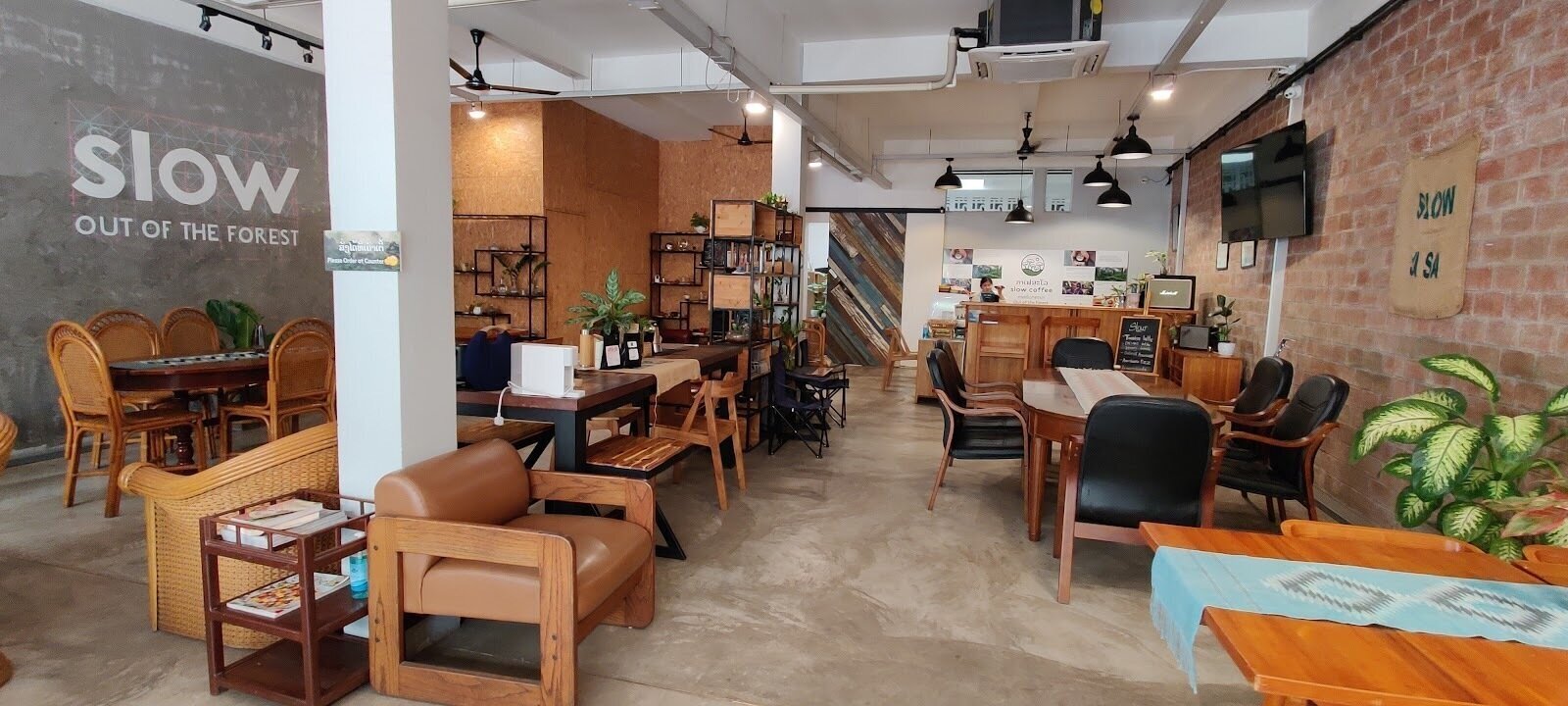 <span class="translation_missing" title="translation missing: en.meta.location_title, location_name: Slow Coffee (ກາເຟສະໂລ), city: Vientiane">Location Title</span>