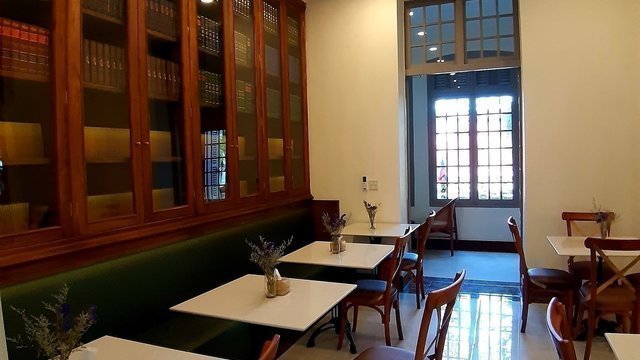 The Living Library Restaurant