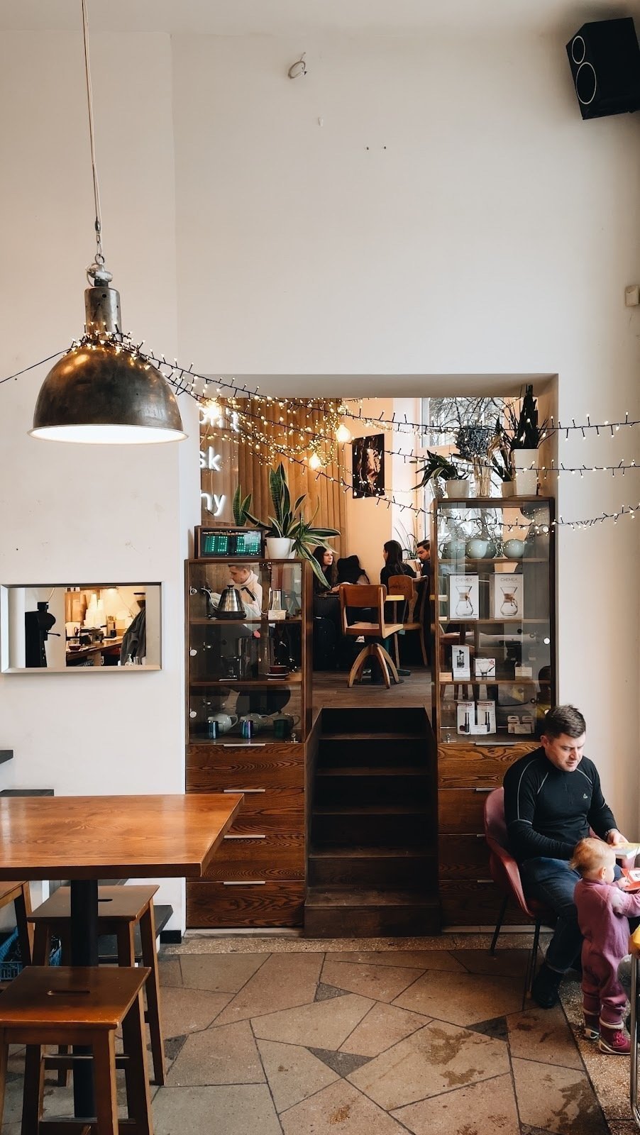 <span class="translation_missing" title="translation missing: en.meta.location_title, location_name: Elska coffee, city: Vilnius">Location Title</span>
