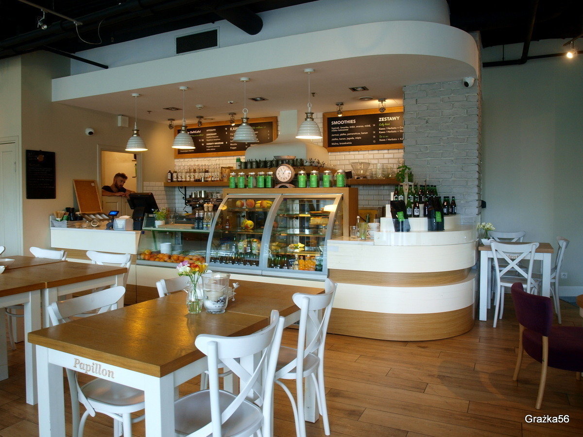 <span class="translation_missing" title="translation missing: en.meta.location_title, location_name: DaftCafe, city: Warsaw">Location Title</span>