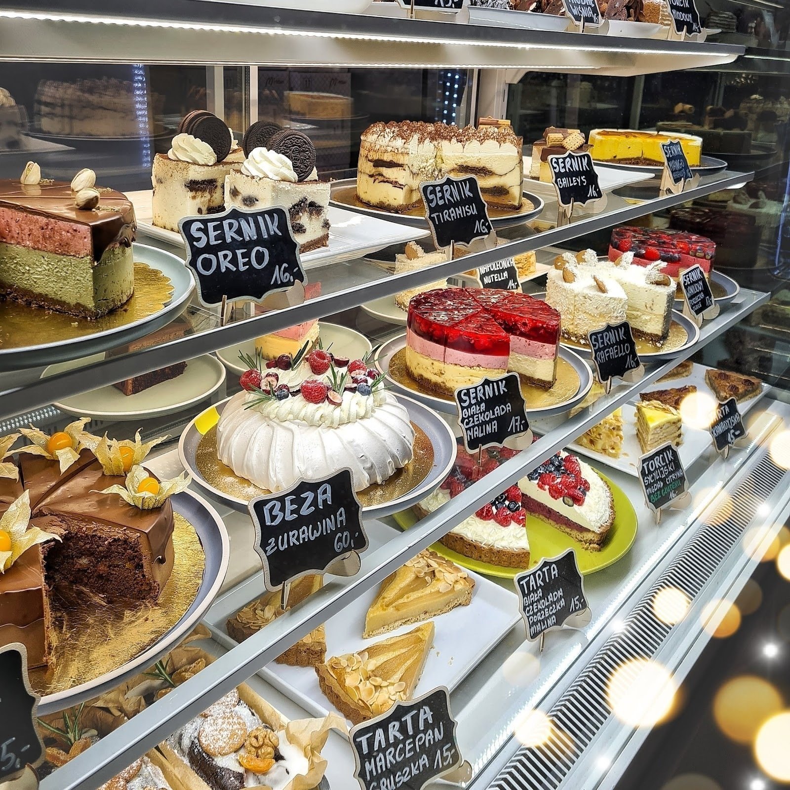 <span class="translation_missing" title="translation missing: en.meta.location_title, location_name: MOO cafe, city: Warsaw">Location Title</span>