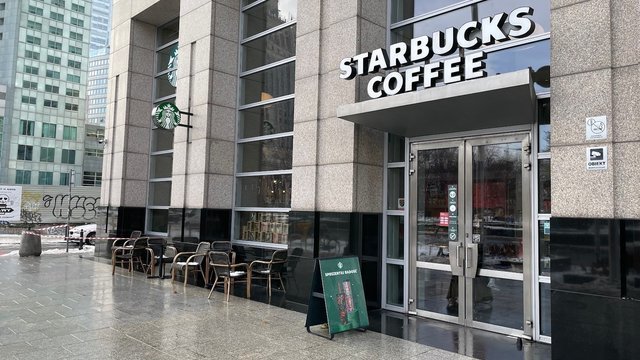 Starbucks @ Emilii Plater 53