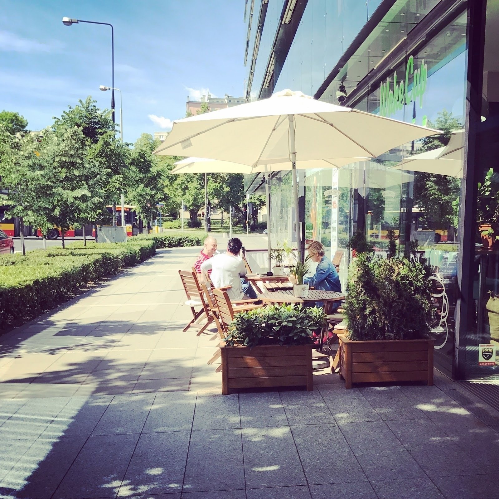 <span class="translation_missing" title="translation missing: en.meta.location_title, location_name: WakeCup Cafe, city: Warsaw">Location Title</span>