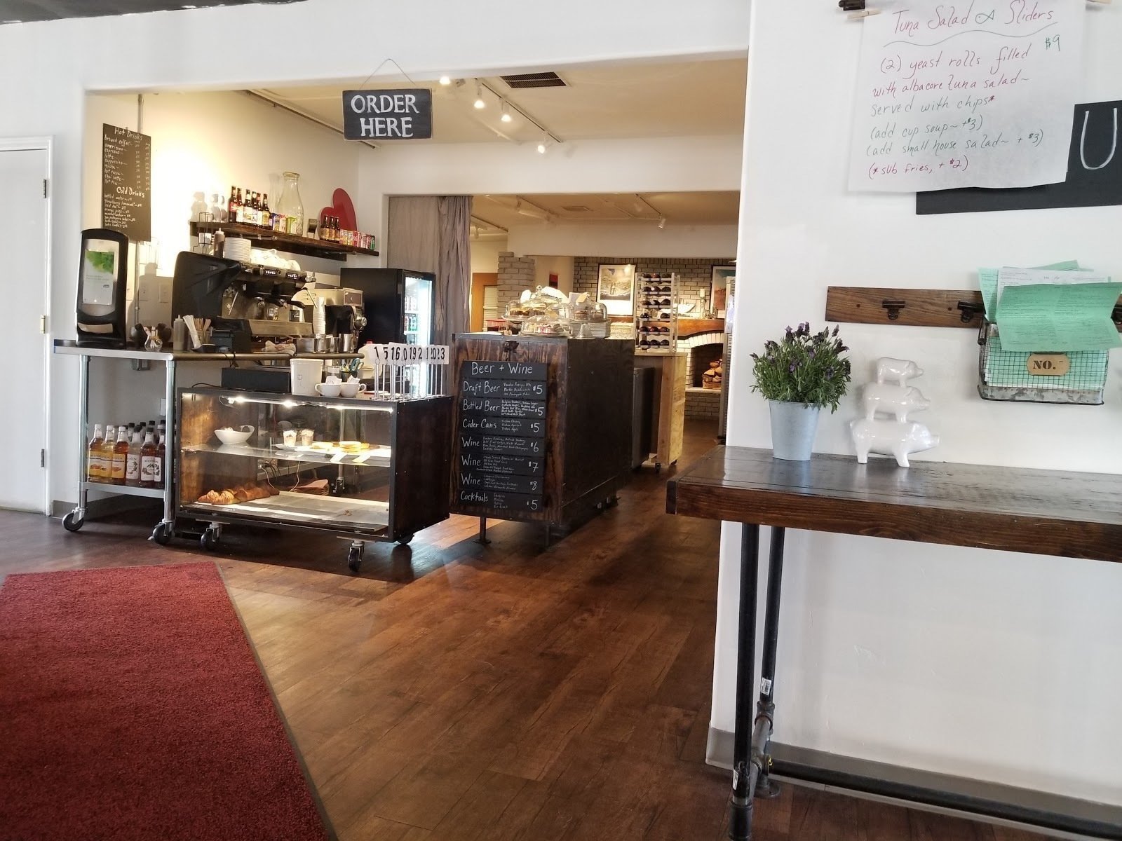 <span class="translation_missing" title="translation missing: en.meta.location_title, location_name: Pig + Fig Cafe, city: White Rock">Location Title</span>