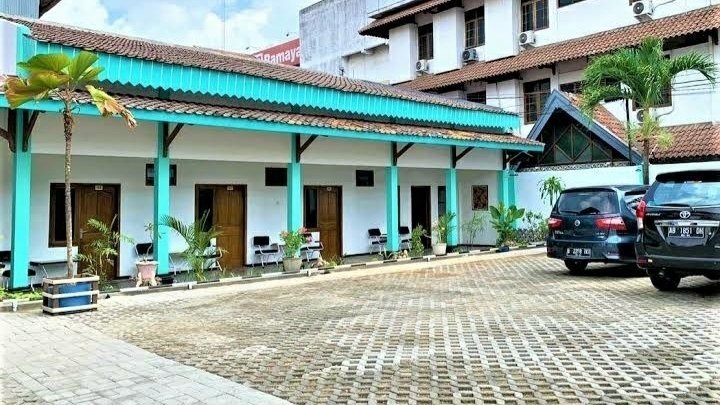 <span class="translation_missing" title="translation missing: en.meta.location_title, location_name: Indonesia Hotel, city: Yogyakarta">Location Title</span>