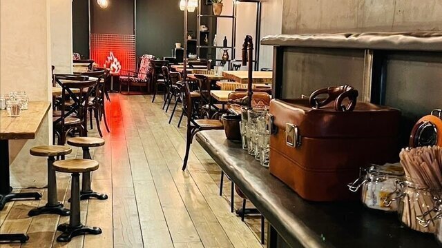 200 Degrees Coffee Shop