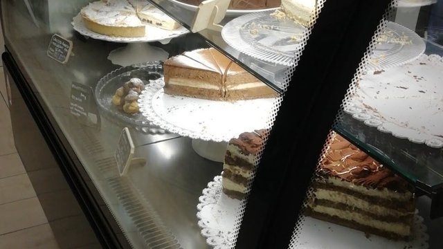 COFFE AND CAKE CUKARIN