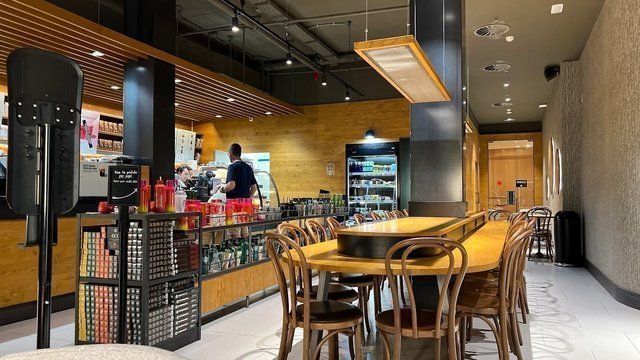 Starbucks @ C. del Coso